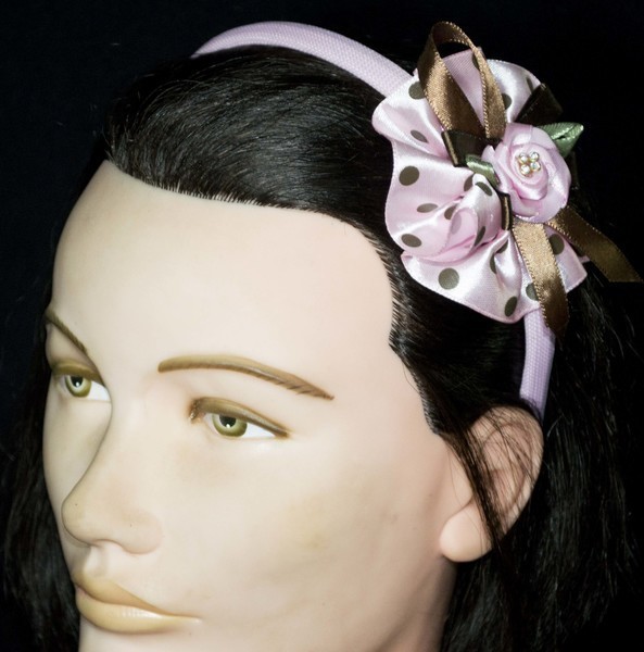 Tiara 10